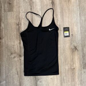 Nike Women’s Black Athletic Tank Top NWT